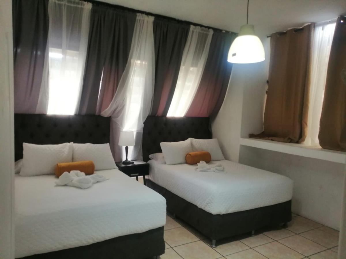 Global Airport Inn Free Shuttle Guatemala City Exterior photo