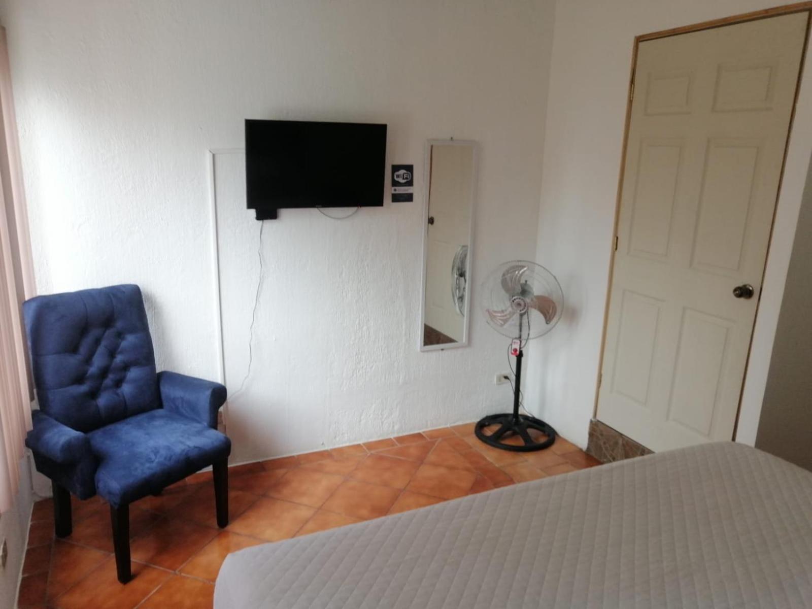 Global Airport Inn Free Shuttle Guatemala City Exterior photo
