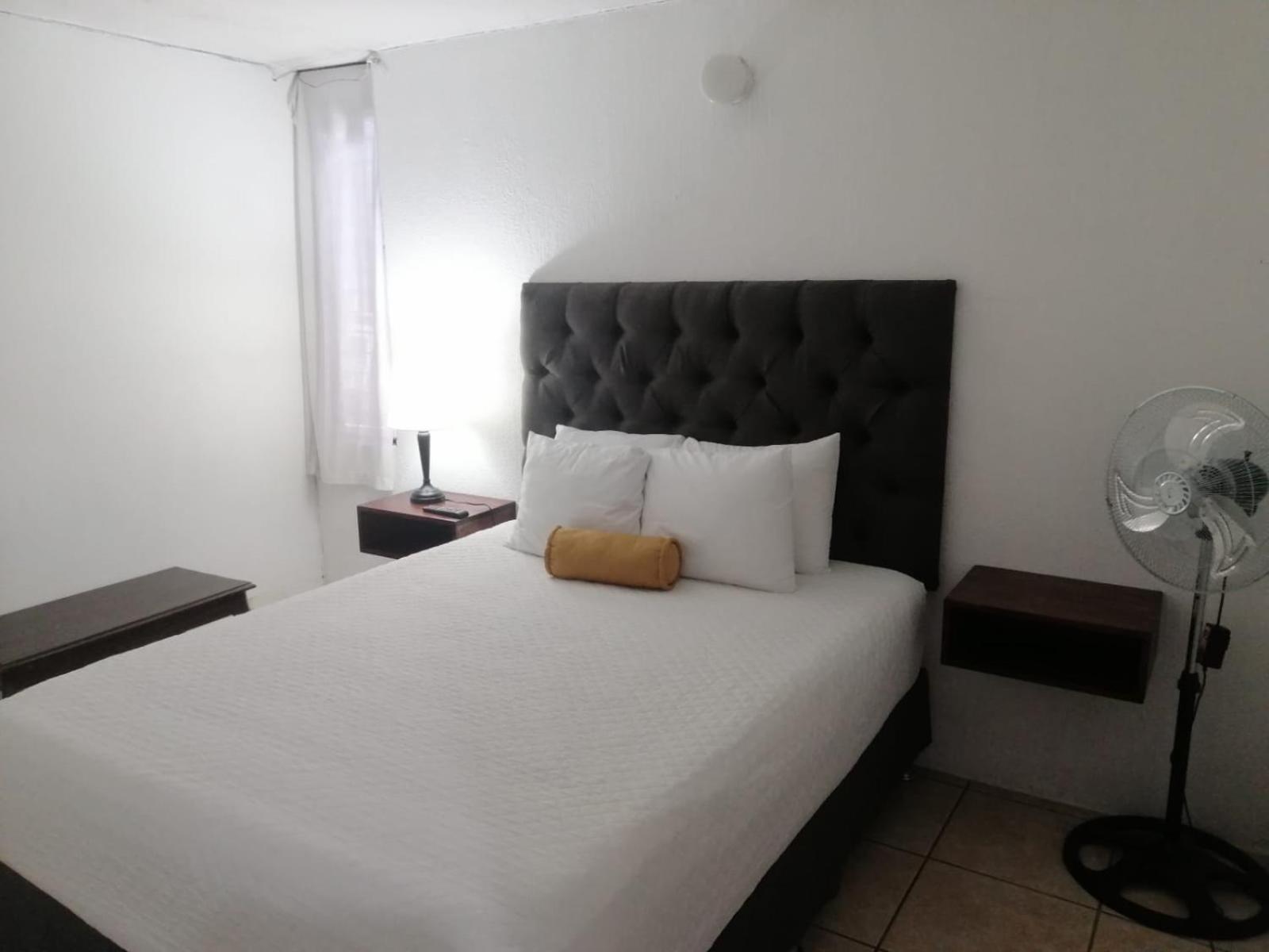 Global Airport Inn Free Shuttle Guatemala City Exterior photo